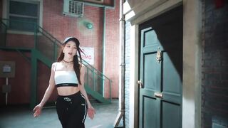 Kep1er 케플러 l 'Giddy' M/V