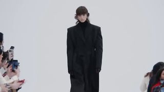GIVENCHY
