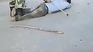 INDIAN FORCE KAY ZULAM ON KASHMIRIYOON PAR.