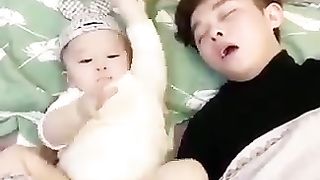 BABY DONOT LIKE BROTHER SNORING.