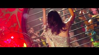 Sheher_Ki_Ladki_Song___Khandaani_Sha #song