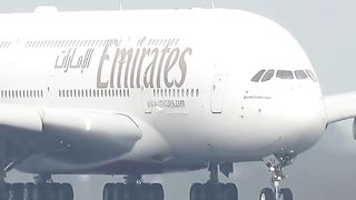 Emirates Airbus a380 Super take off