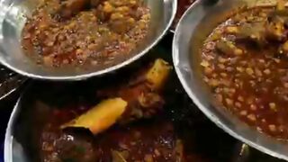 فوتگی پے کھانا