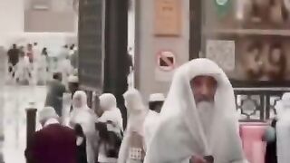 Old man viral video in Madina