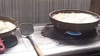 Menggoreng resoles solo