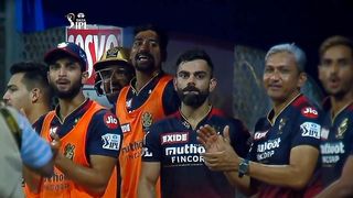 Maxwell batting ????