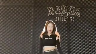Dance Shoong - Taeyang ft Lisa blackpink
