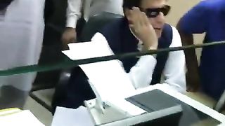 عمران خان کو گرفتارکرنے کے ٹائم 2