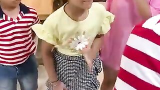 Wapas Rakh Isse