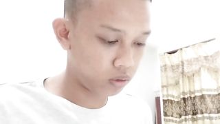 Bekerja adalah usaha mendapatkan uang