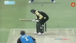 Top_10_Funny_Out_in_Cricket_History????