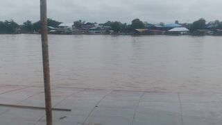 Suasana pagi di pelabuhan