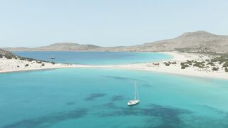 CALM BEACH LAKE