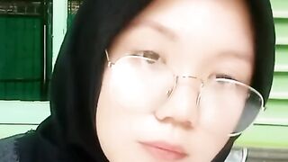 Jilbab susu gede