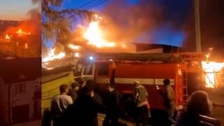 Russian Su-30 fighter crashed in Irkutsk crashed into a residential building. Both pilots were reportedly killed