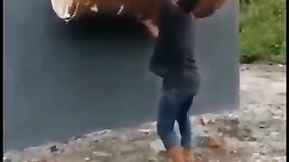 Mao ketawa takut dosa