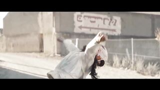 Lomepal - Auburn (Clip Officiel)