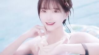 Beautiful women who is swimming