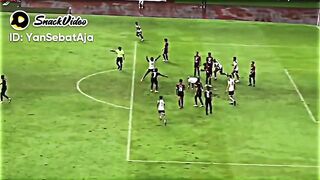 Football 32