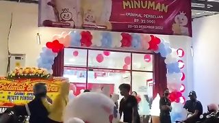 AKSI GEMES MASKOT MIXUE