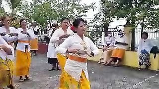 Traditional Dance 2