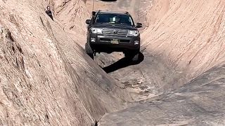 Land cruiser 200 ute conversion hell’s gate Moab utah