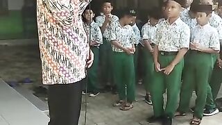 Ayo sekolah