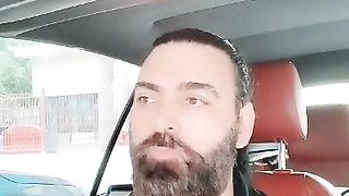 INDIAN MAN TALK ABOUT IMRAN KHAN.