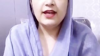 DOSTON SAY JO KARN BATEEN.