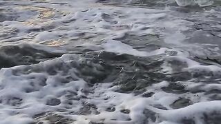 Sea wave 2