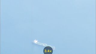 zoom ship from plane with samsung s23 ultra