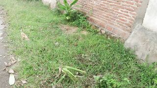 Menemukan Mainan Di Halaman Rumah Part 4