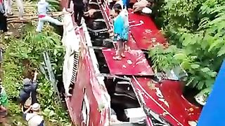 Kecelakaan bus