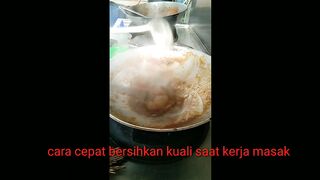 how the cook cleans the cauldron