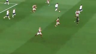 Son young min Solo run goal!