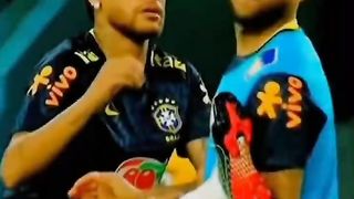 les moments les plus droles du foot ?????