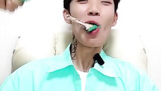 EATING RANDOM MINT FOOD!!!!