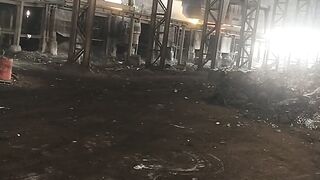 Suasana peleburan besi