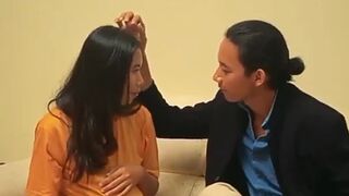 Tega mengkhianati suami!