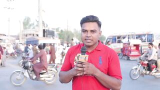 Pakistan Is in Danger! PTI Workers Protest in front of Police Station In Faisalabad