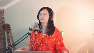 Я хочу сегодня жить! Замечательная песня. Поёт - Наталья Влади. mp4