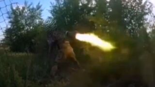 Ukraine conducting shoot-and-scoot attack with a FGM-148 Javelin on a Russian armoured fighting vehicle