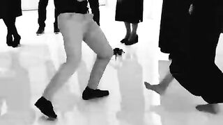 Dancing Lizginka