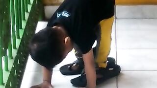 tingkah laku yang menggemaskan