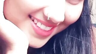 Kar le baatein do char ki duniya yaad kre