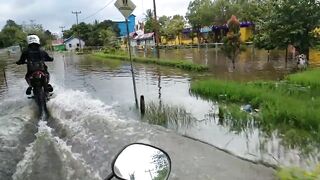 Floods hit parts of Pontianak, West Kalimantan, Indonesia