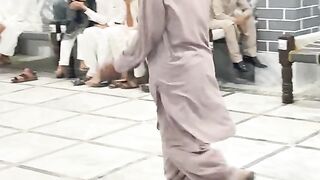 funy man dance