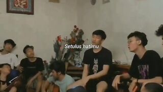 Cinta tidak harus memiliki
