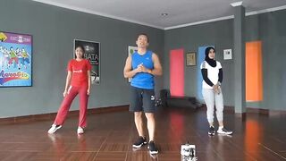 AEROBIC GYMNASTICS ONLY 15 MINUTES BURN FAT FOR BEGINNERS