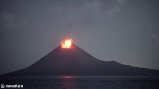 CCTV footage of seconds of Mount Semeru Indonesia erupting in 2022